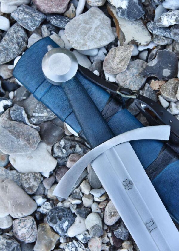 Lake Neuechatel Arming Sword With Scabbard - Image 4