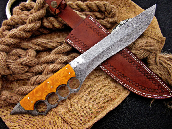 Custom Handmade Damascus Hunting Knife - Image 2