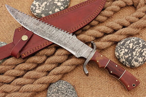 "Handmade Damascus Steel Hunting Knife: A Fusion of Artistry and Strength" - Image 3