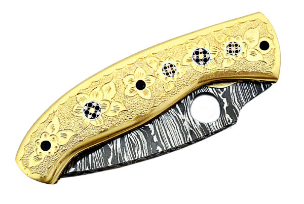 "Artisan Damascus Folding Knife – Crafted for Excellence and Timeless Beauty" - Image 4