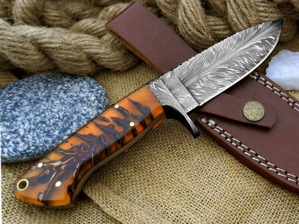 Custom Handmade Damascus Skinner Knife - Image 9