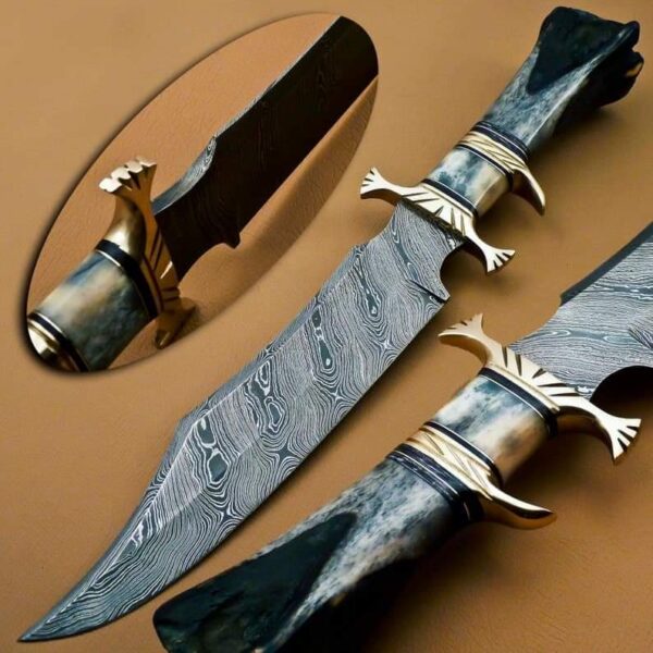 "Handcrafted Damascus Steel Hunting Knife – Durable, Sharp, and Perfect for Outdoor Adventures"