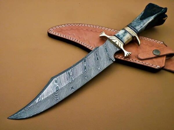 "Handcrafted Damascus Steel Hunting Knife – Durable, Sharp, and Perfect for Outdoor Adventures" - Image 2