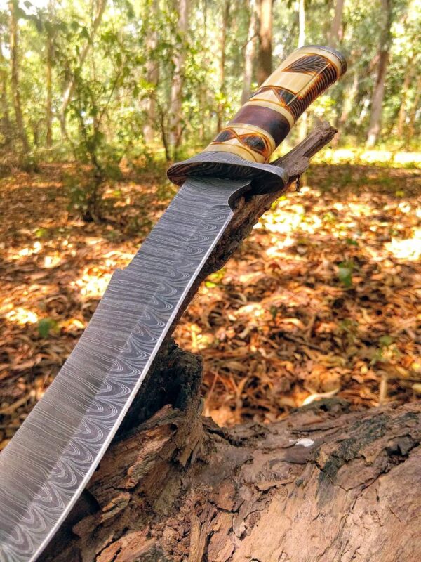 "Handmade Bone Damascus Steel Hunting Knife – Exceptional Craftsmanship, Durability, and Precision for Every Outdoor Adventure" - Image 3