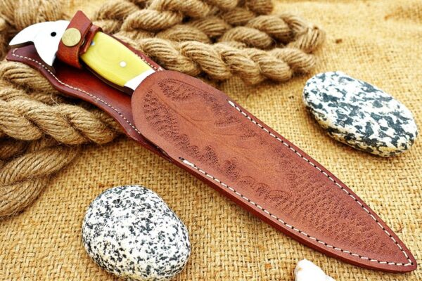"Handmade Stainless Steel Hunting Knife with Finger Hole – Precision, Comfort, and Durability for the Ultimate Outdoor Adventure" - Image 3