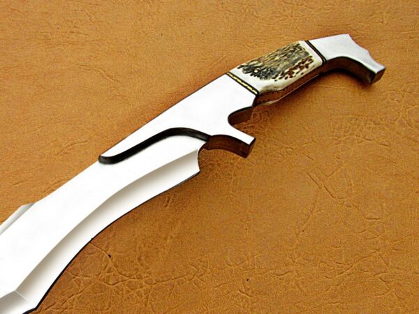 "Handmade Antler Stainless Steel Hunting Knife – Exceptional Craftsmanship, Timeless Design, and Ultimate Performance for the Outdoors" - Image 2