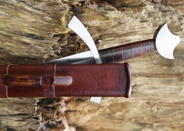 "Handmade High Medieval Knightly Sword with Scabbard: A Symbol of Chivalry and Craftsmanship" - Image 6