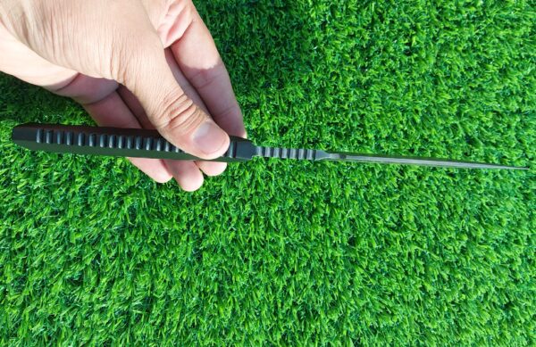 "Custom Handmade Stainless Steel Hunting Knife with Acid Wash and Paracord Handle – Unmatched Durability and Grip for the Ultimate Outdoor Experience" - Image 4