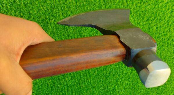 "Hand-Forged Hammer Axe with Razor-Sharp Edge: The Ultimate Tool for Precision and Power" - Image 5