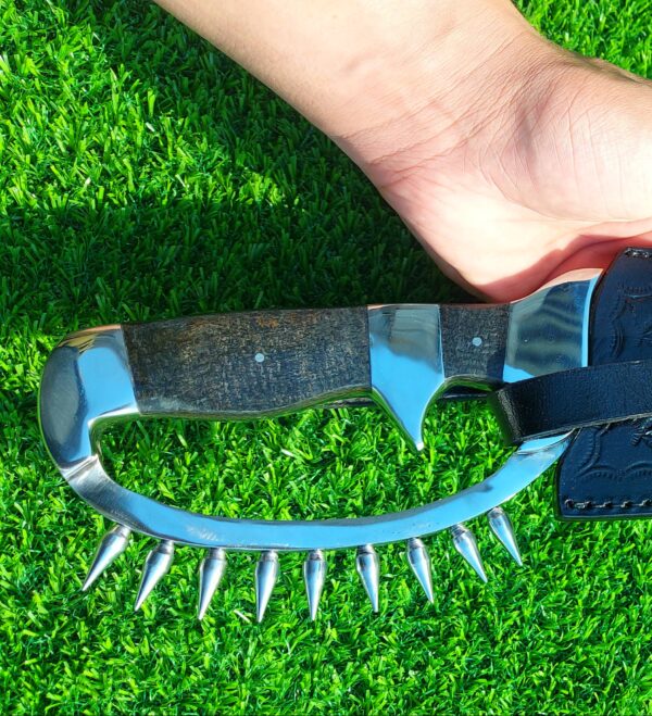 The handmade stainless steel hunting knife features a **D guard** for hand protection and **pins on the guard** for added durability. - Image 5