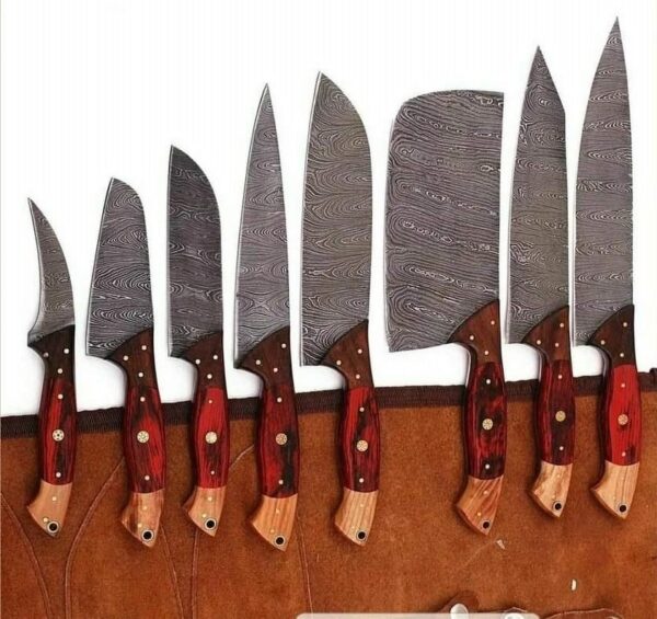 "Custom Handmade Damascus Steel Kitchen Knife Set – A Perfect Blend of Culinary Precision, Timeless Beauty, and Superior Craftsmanship"