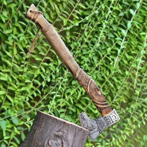 "Handmade Viking Axe – A Bold Fusion of Tradition and Power, Forged for the Warrior’s Spirit"