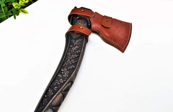 "Custom Handmade Engraved Axe – A Personalized Masterpiece of Craftsmanship, Power, and Unique Detail" - Image 4