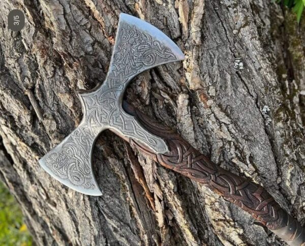 "Premium Handmade Double-Headed Viking Axe – A Fearsome Masterpiece of Norse Engineering and Combat Power"