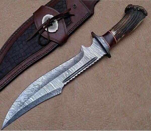 ''Handmade Forge Damascus Antler Bowie Knife – Unique Craftsmanship and Superior Performance''