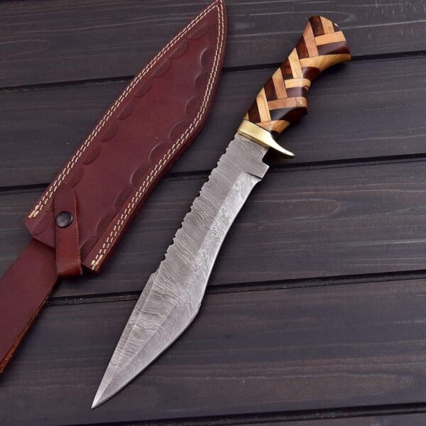 ''Handmade Forge Damascus Hunting Knife – A precision-crafted knife with a durable Damascus steel blade ideal for hunting and outdoor use''