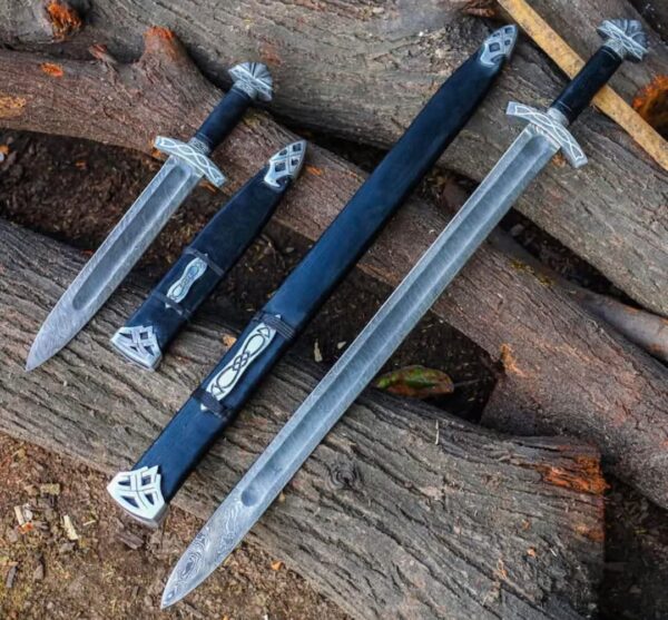 "Handmade Forged Damascus Viking Sword and Dagger Set – A Legendary Pair of Norse Craftsmanship" - Image 2