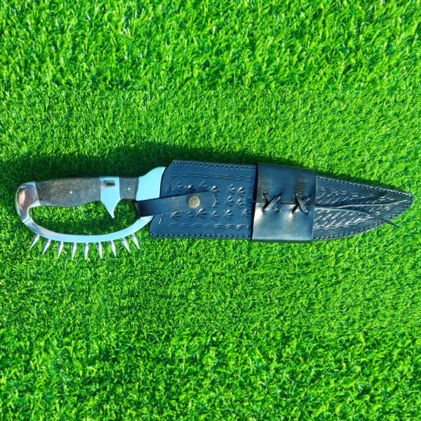The handmade stainless steel hunting knife features a **D guard** for hand protection and **pins on the guard** for added durability. - Image 15