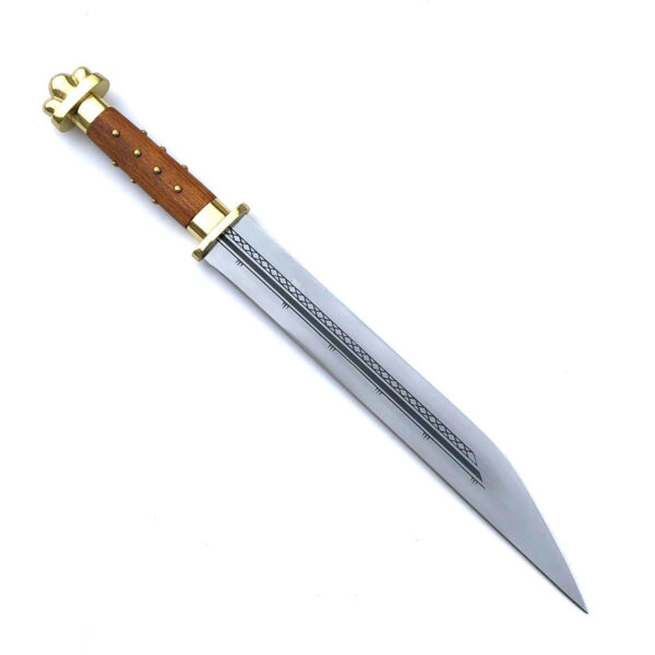 "Crafted for Excellence: Custom Handmade Stainless Seax Knife with Brass Pommel and Guard, the Perfect Gift for the Modern Adventurer"