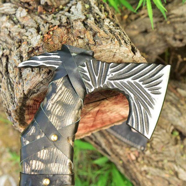 "Warrior's Edge: The Premium Quality Custom Handmade Viking Axe of Legendary Craftsmanship" - Image 2