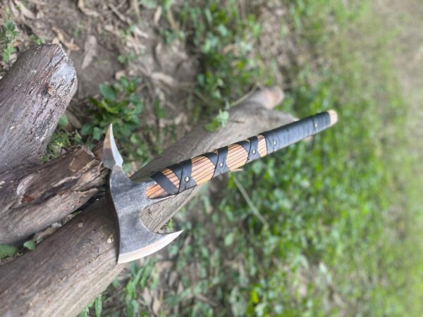 "Custom Handmade Viking Axe with Premium Quality: A Fusion of Strength, Heritage, and Craftsmanship" - Image 5