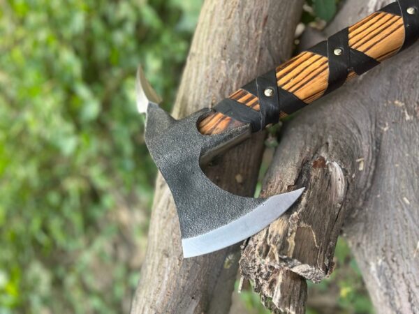 "Custom Handmade Viking Axe with Premium Quality: A Fusion of Strength, Heritage, and Craftsmanship" - Image 2