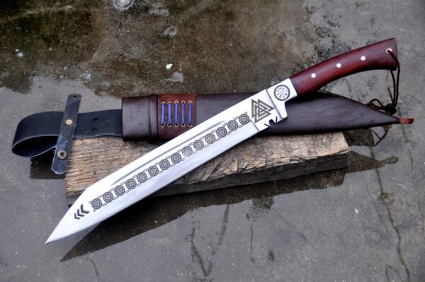 "Crafted for Excellence: Custom Handmade Stainless Seax Knife, the Perfect Gift for Any Occasion"