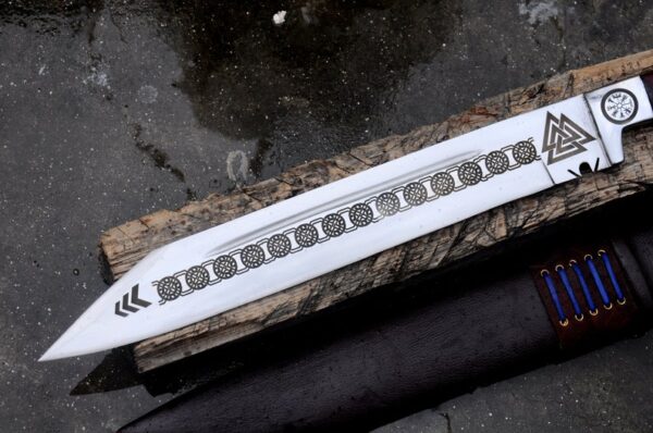 "Crafted for Excellence: Custom Handmade Stainless Seax Knife, the Perfect Gift for Any Occasion" - Image 6