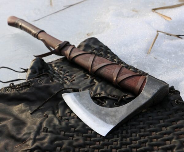 "Custom Handforged Viking Axe with Premium Quality: A Masterpiece of Strength and Craftsmanship" - Image 6