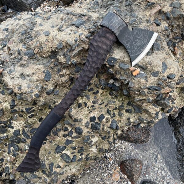 "Handmade Hand-forged Viking Axe: A Masterpiece of Traditional Craftsmanship and Strength"