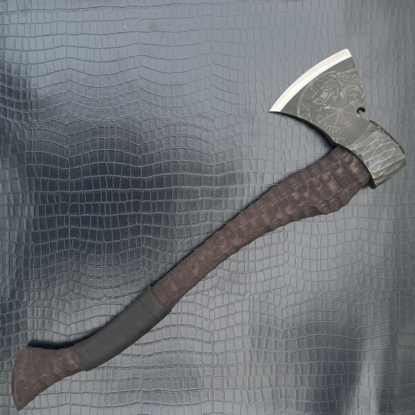 "Handmade Hand-forged Viking Axe: A Masterpiece of Traditional Craftsmanship and Strength" - Image 3