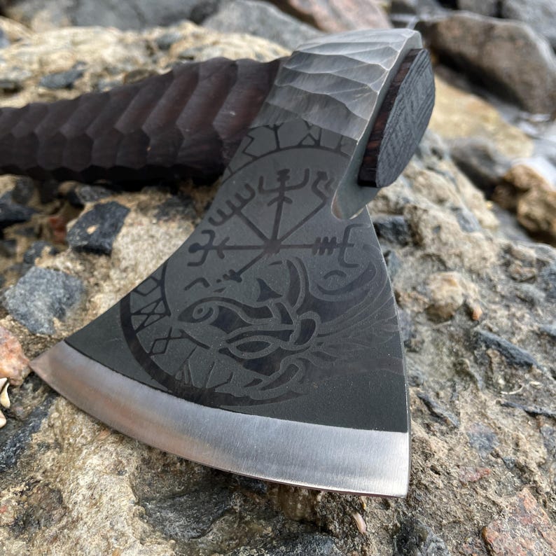 "Handmade Hand-forged Viking Axe: A Masterpiece of Traditional Craftsmanship and Strength"