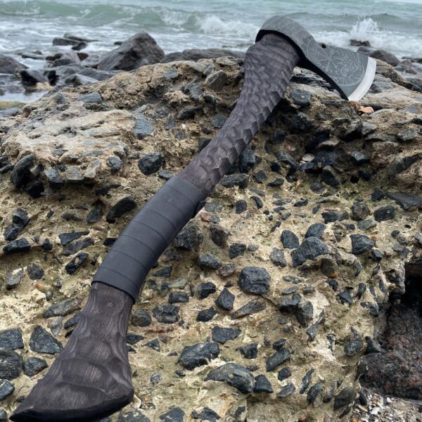 "Handmade Hand-forged Viking Axe: A Masterpiece of Traditional Craftsmanship and Strength" - Image 4