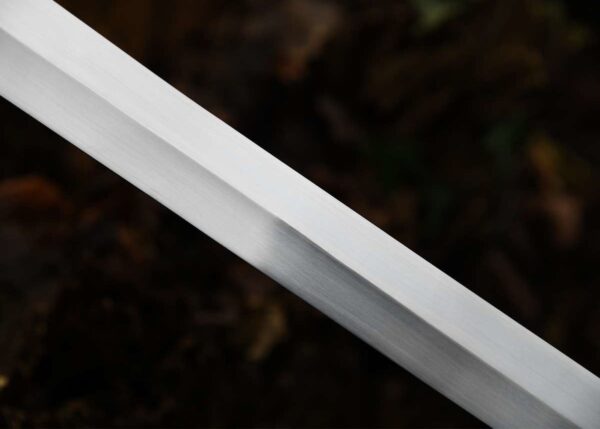"Premium Quality Custom Handmade Fitting Double-Handed Sword: A Masterpiece of Strength and Precision" - Image 7