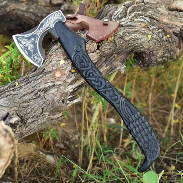 "Custom Handmade Hand-Forged Viking Axe with Raven-Shaped Handle – A Symbol of Strength and Craftsmanship"