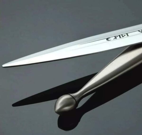 "Custom Handmade Rings Narsil Sword: A Personalized Masterpiece of Fantasy and Craftsmanship" - Image 5
