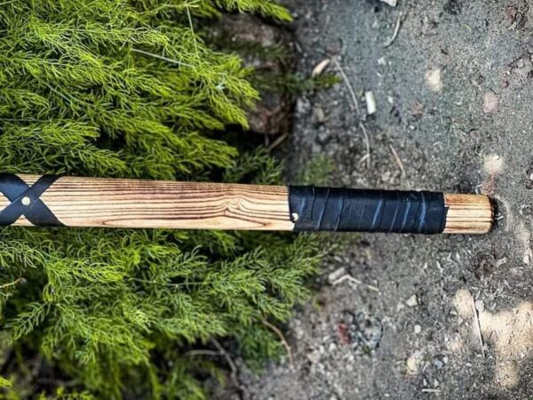 "Handmade Double-Headed Viking Axe in Premium Quality: A Masterpiece of Power and Craftsmanship" - Image 4