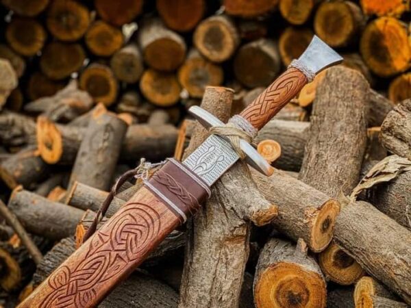 Custom Handmade Medieval Broadsword: A Unique Collectible Piece of Artistry and Craftsmanship. - Image 7
