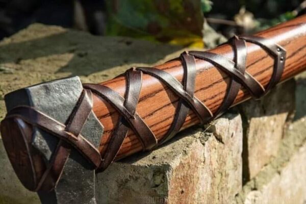 "Handmade Handforged Viking Axe in Premium Quality: A True Masterpiece of Strength and Craftsmanship" - Image 4