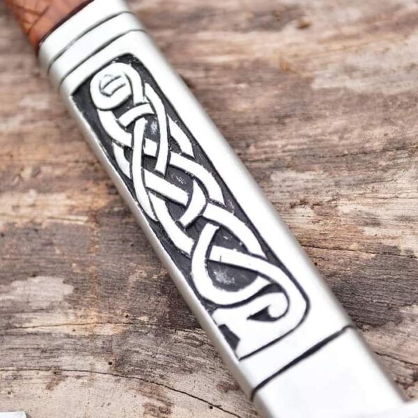 "Timeless Craftsmanship: The Custom Handmade Collectible Axe in Premium Quality for the Discerning Collector" - Image 3