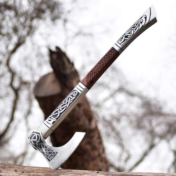 "Timeless Craftsmanship: The Custom Handmade Collectible Axe in Premium Quality for the Discerning Collector" - Image 4