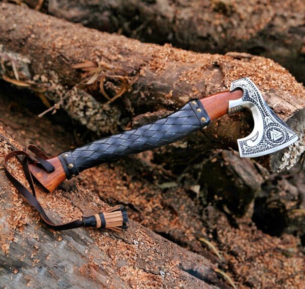 "Precision and Craftsmanship Unleashed: The Custom Handmade Axe in Premium Quality for Lasting Durability and Exceptional Performance"