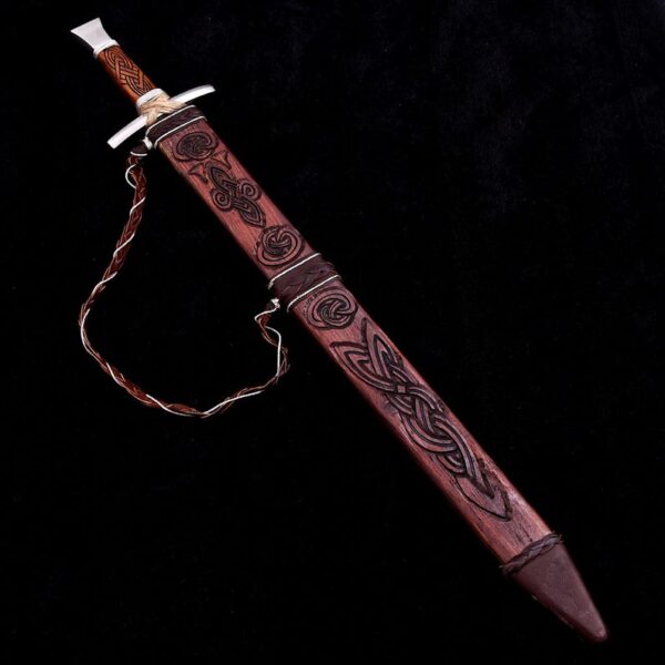 Custom Handmade Medieval Broadsword: A Unique Collectible Piece of Artistry and Craftsmanship. - Image 12