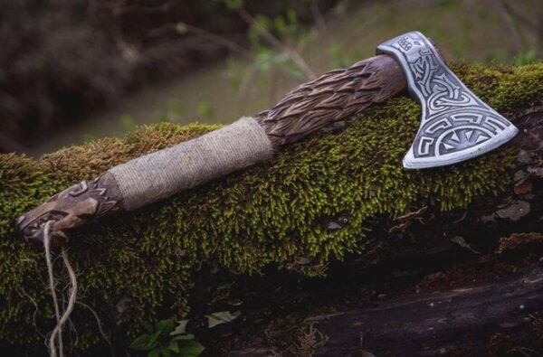 "Reviving the Viking Spirit: The Custom Handmade Viking Axe in Premium Quality for Exceptional Strength, Precision, and Heritage"