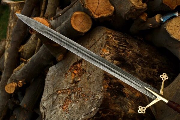 "Premium Quality Scottish Claymore Damascus Sword: Masterfully Crafted with Exquisite Detail and Unmatched Durability" - Image 11